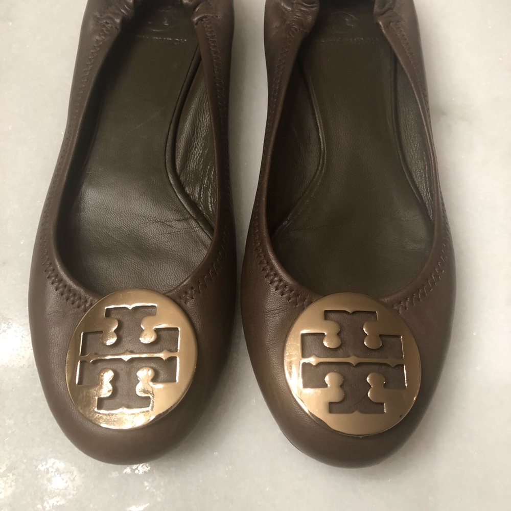 Tory Burch Reva Flat, terrific condition. Size 9